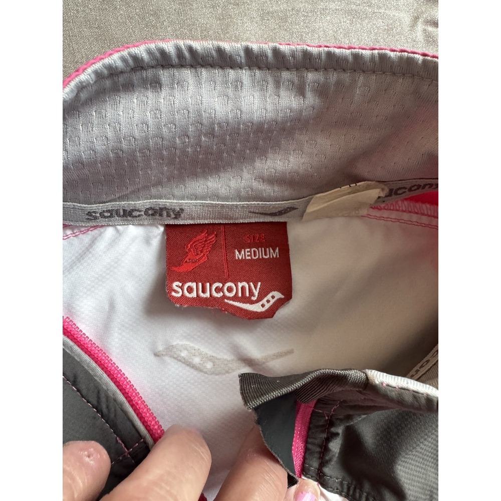 Saucony Women's Medium Pink Reflective Running Jacket Full Zip Lightweight‎ - Picture 6 of 8